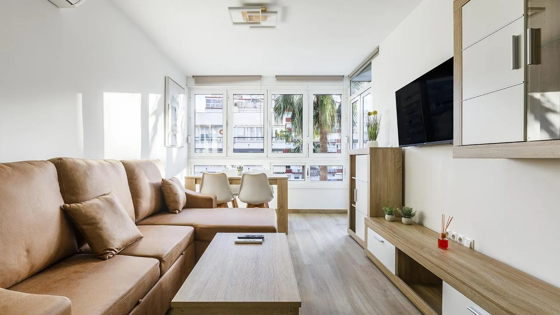 A&N Fran-Lou Torre Del Mar Apartment 0*,